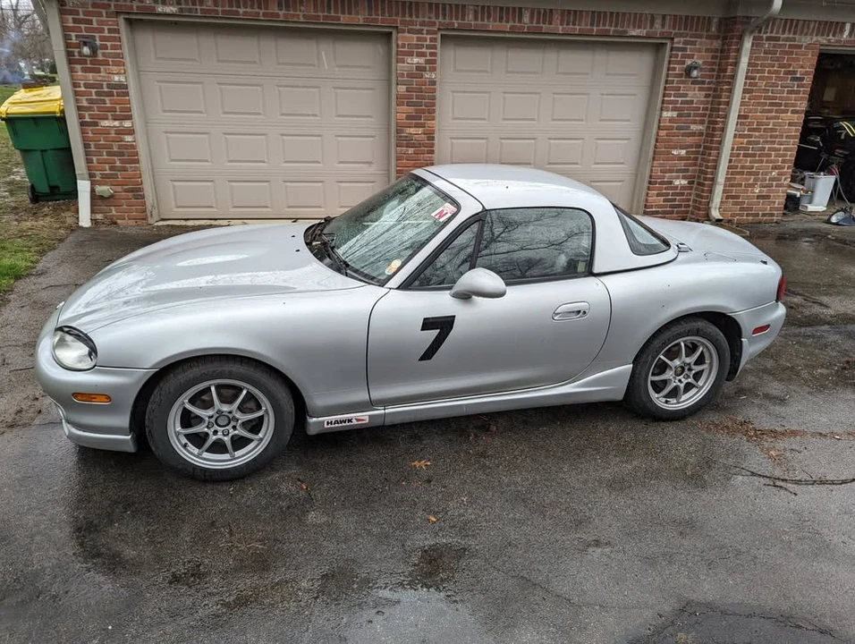 2000 Mazda NB MX-5 Miata - Image 7 of 19