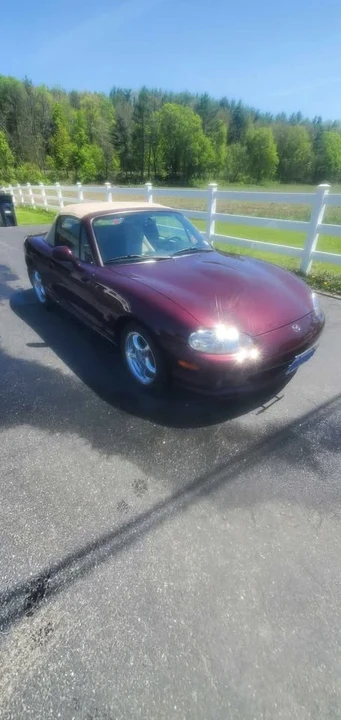 2000 Mazda NB MX-5 Miata - Image 5 of 9
