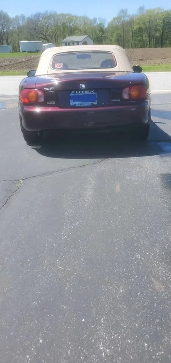2000 Mazda NB MX-5 Miata - Image 4 of 9
