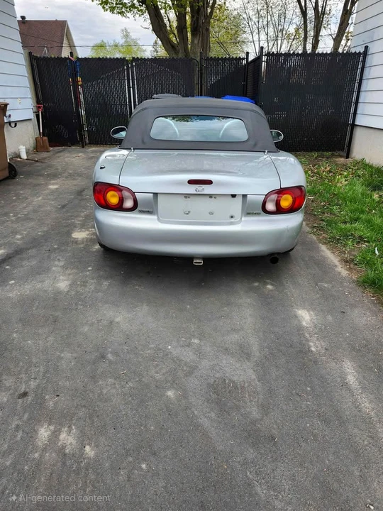 2000 Mazda NB MX-5 Miata - Image 6 of 8