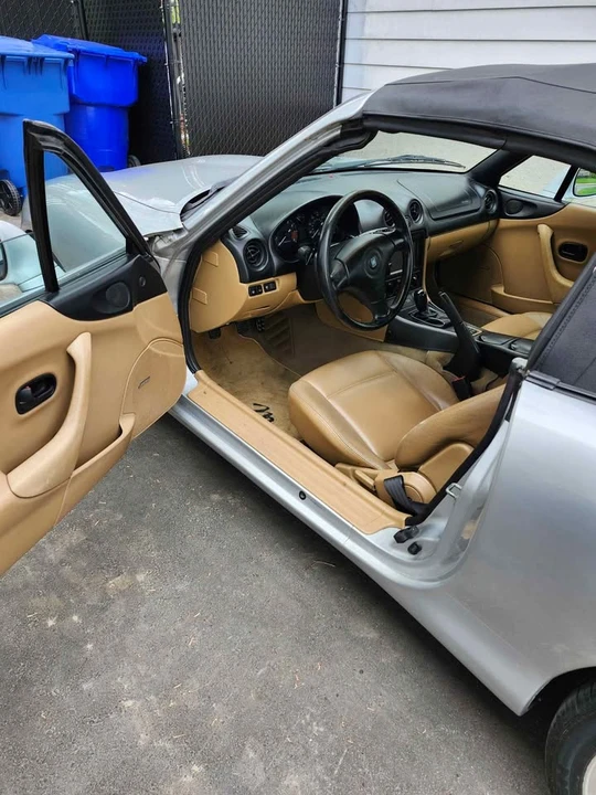 2000 Mazda NB MX-5 Miata - Image 8 of 8