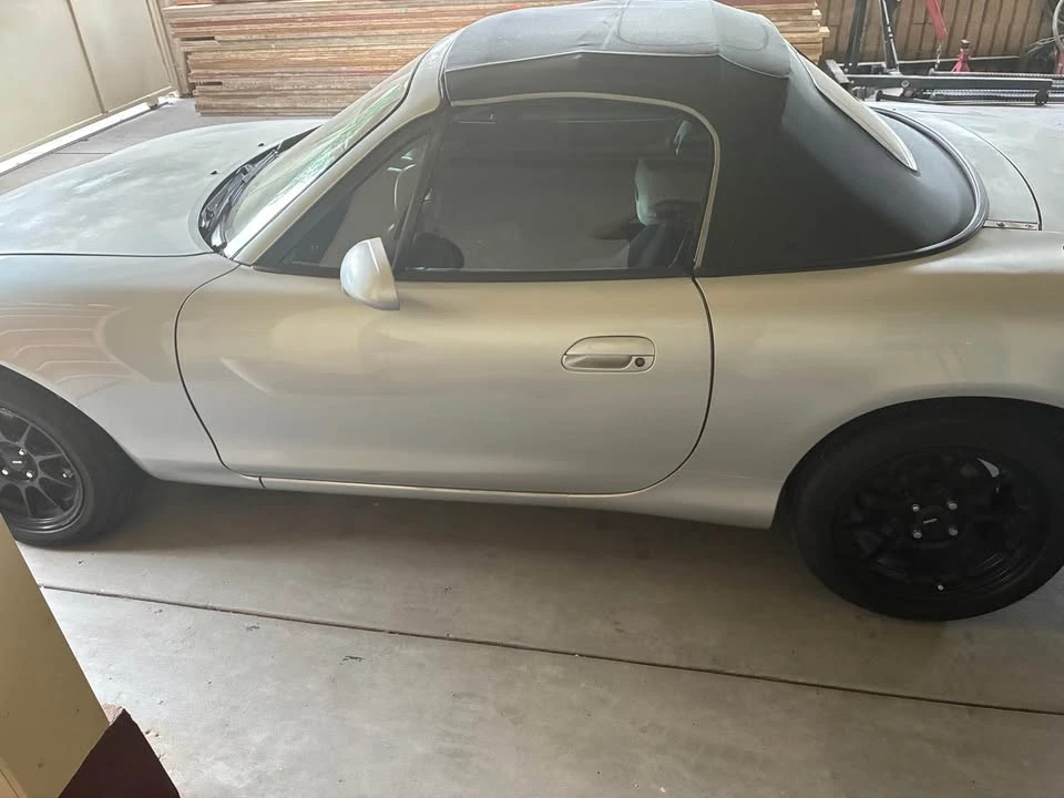 2000 Mazda NB MX-5 Miata - Image 7 of 10
