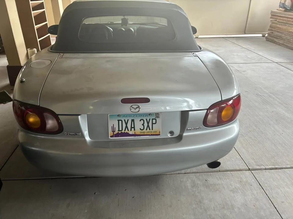 2000 Mazda NB MX-5 Miata - Image 4 of 10
