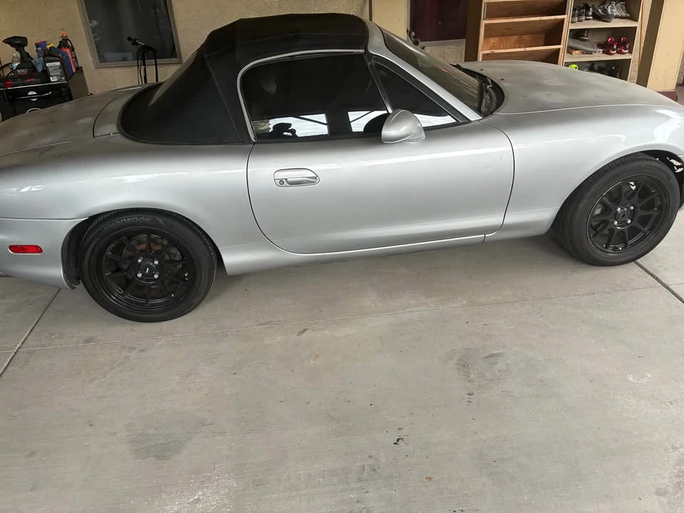 2000 Mazda NB MX-5 Miata - Image 6 of 10