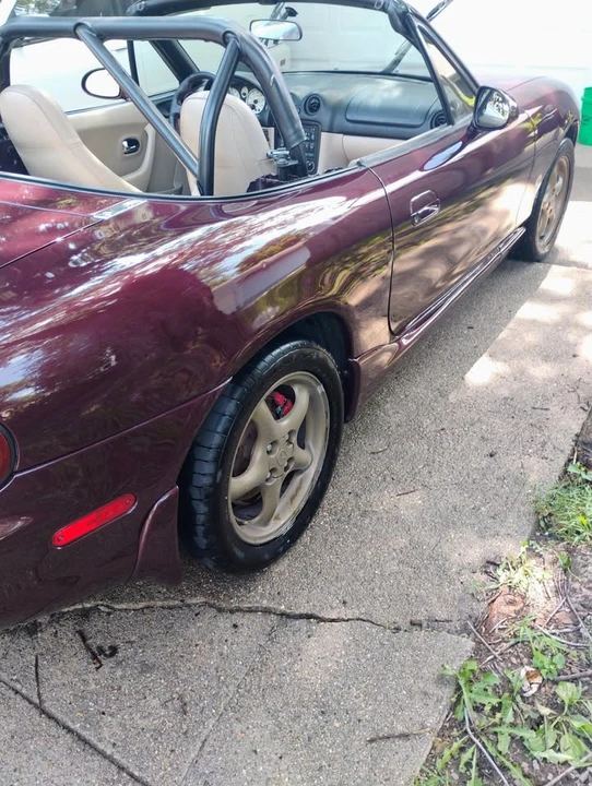 2000 Mazda NB MX-5 Miata - Image 6 of 8