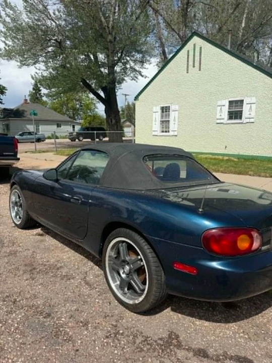 2000 Mazda NB MX-5 Miata - Image 7 of 8