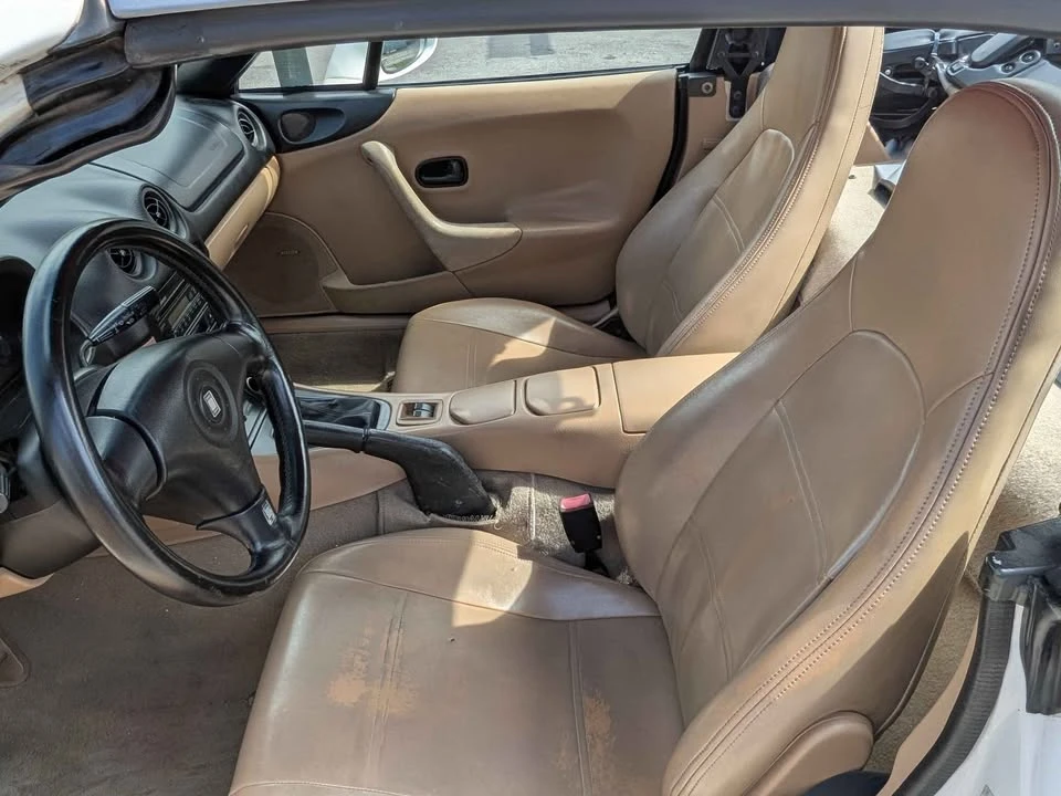 2000 Mazda NB MX-5 Miata - Image 5 of 8