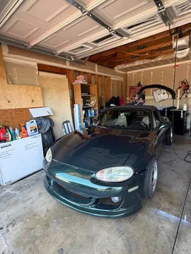 2000 Mazda MX-5 Miata