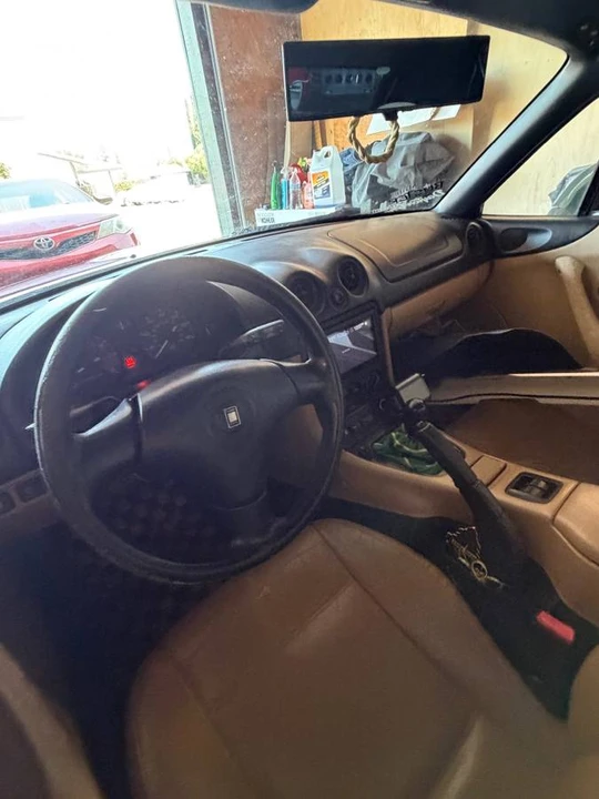 2000 Mazda NB MX-5 Miata - Image 6 of 8