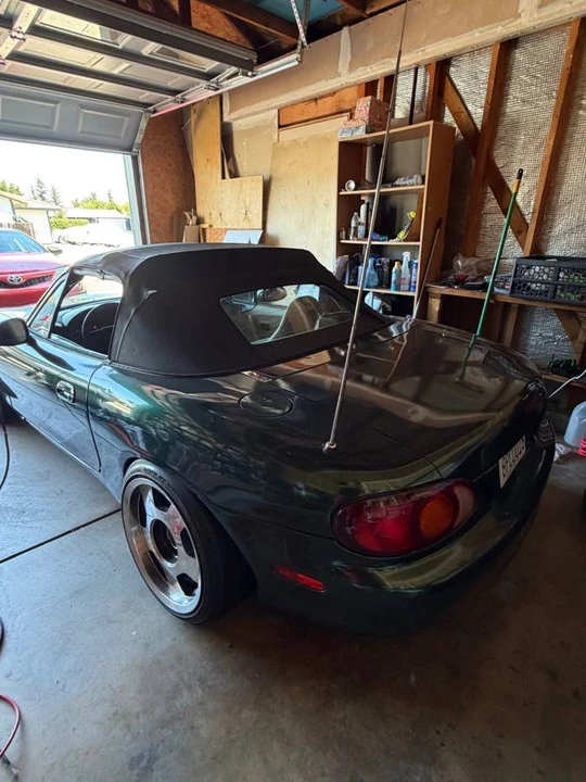 2000 Mazda NB MX-5 Miata - Image 3 of 8