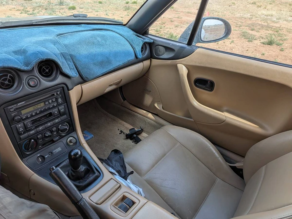 2000 Mazda NB MX-5 Miata - Image 3 of 12
