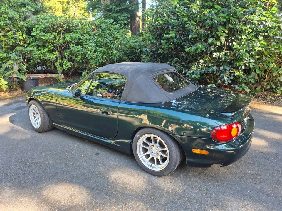 2000 Mazda NB MX-5 Miata - Image 5 of 12