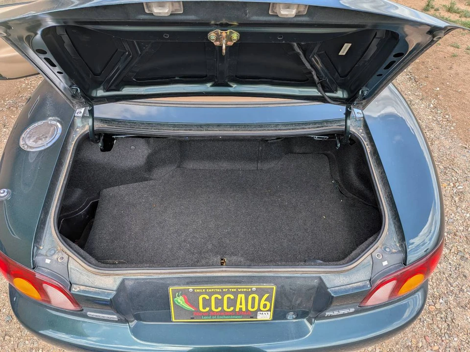 2000 Mazda NB MX-5 Miata - Image 6 of 12