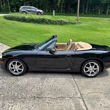 2000 Mazda MX-5 Miata