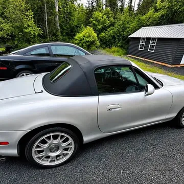 2000 Mazda MX-5 Miata