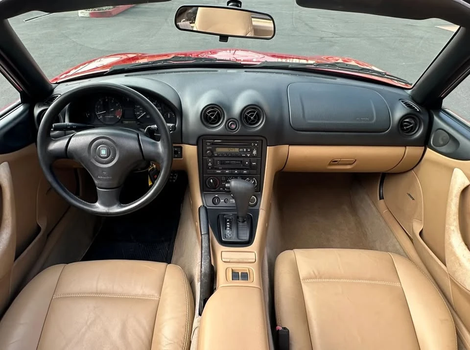2000 Mazda NB MX-5 Miata - Image 14 of 20