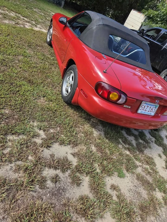 2000 Mazda NB MX-5 Miata - Image 2 of 7
