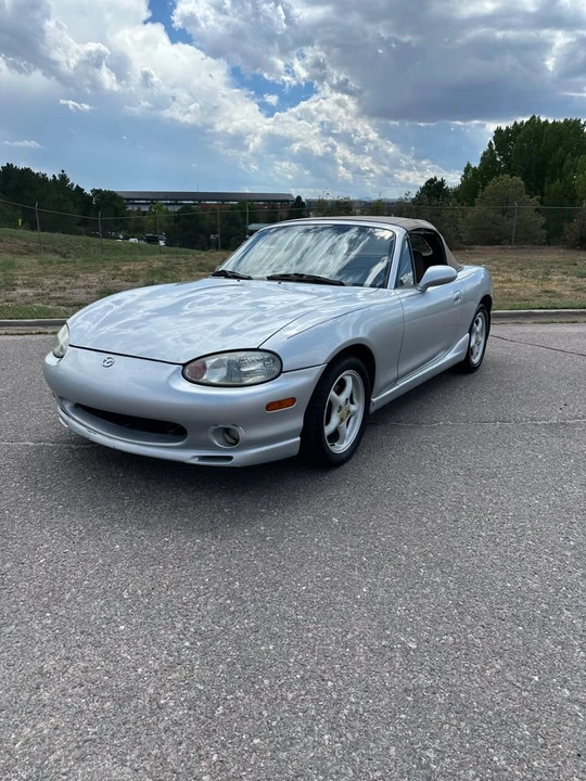 2000 Mazda NB MX-5 Miata - Image 4 of 18