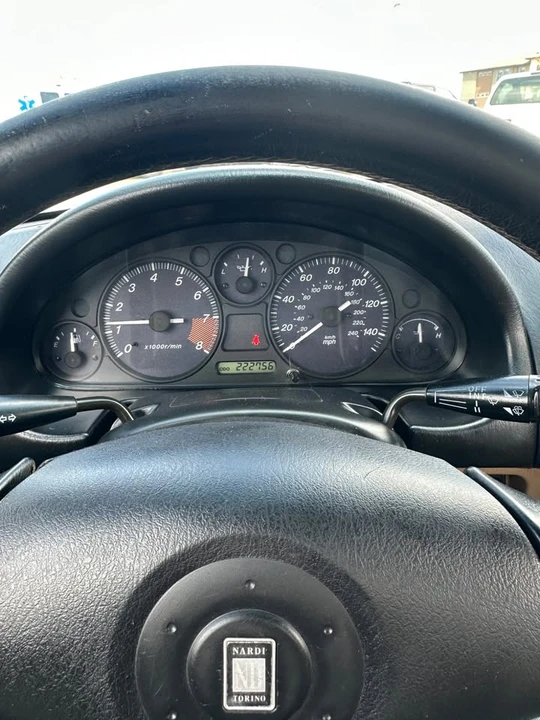2000 Mazda NB MX-5 Miata - Image 15 of 18