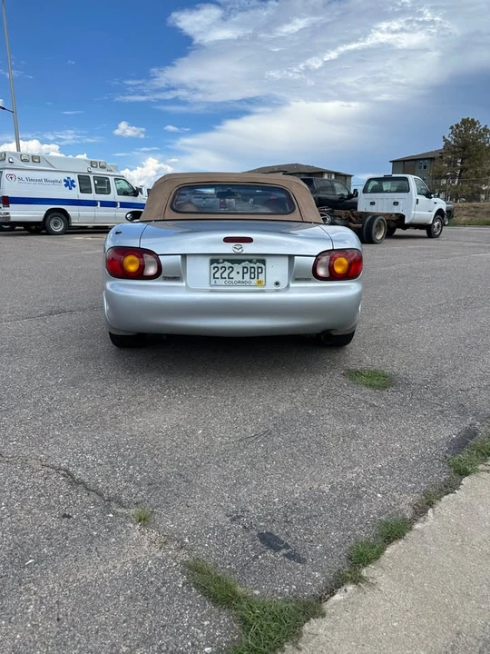 2000 Mazda NB MX-5 Miata - Image 8 of 18