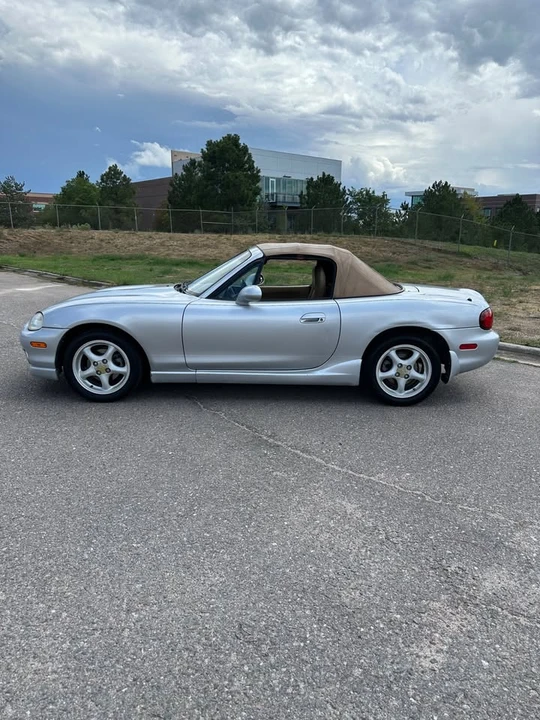 2000 Mazda NB MX-5 Miata - Image 6 of 18