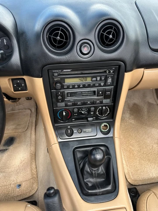 2000 Mazda NB MX-5 Miata - Image 18 of 18