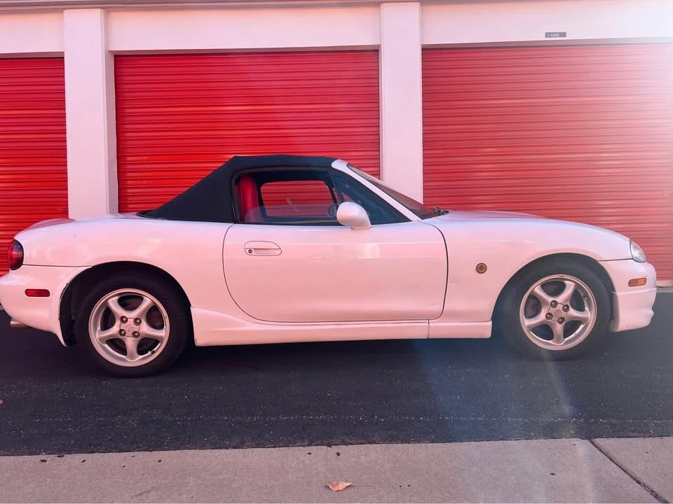 2000 Mazda NB MX-5 Miata - Image 3 of 4
