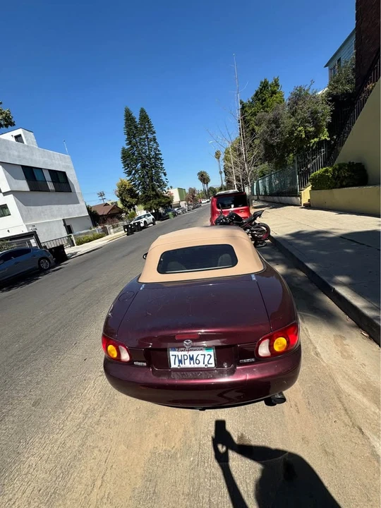 2000 Mazda NB MX-5 Miata - Image 3 of 7