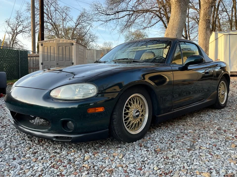 2000 Mazda NB MX-5 Miata - Image 2 of 9