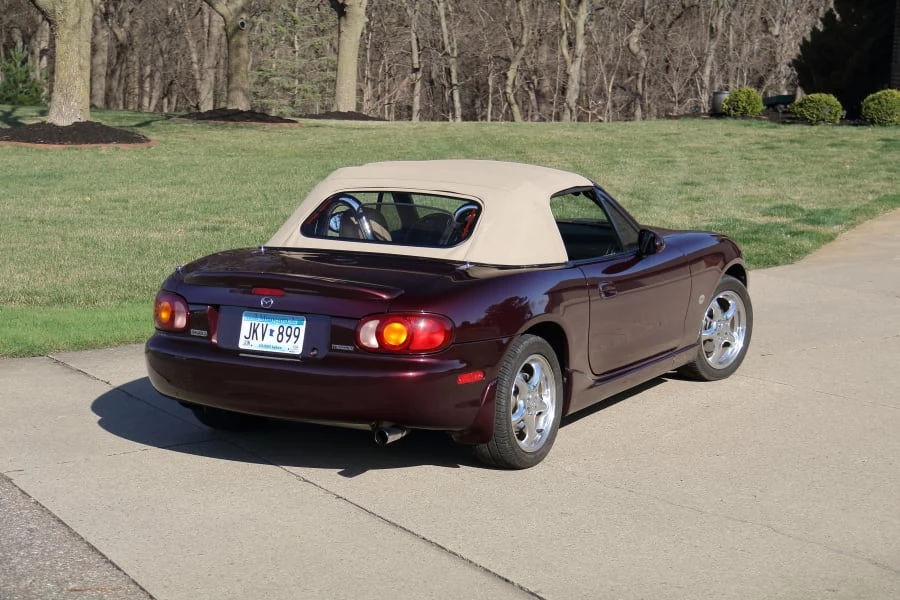 2000 Mazda NB MX-5 Miata - Image 16 of 31