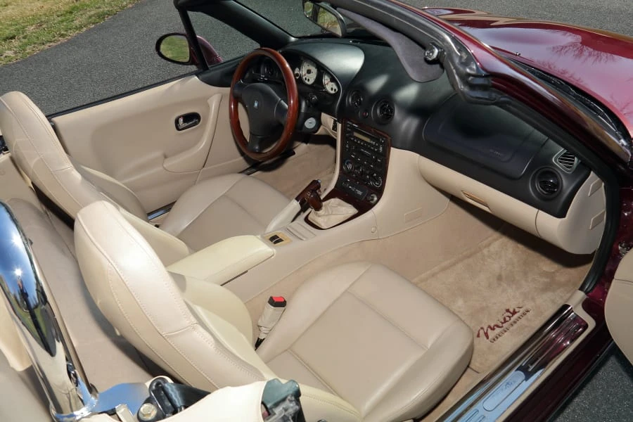 2000 Mazda NB MX-5 Miata - Image 26 of 31