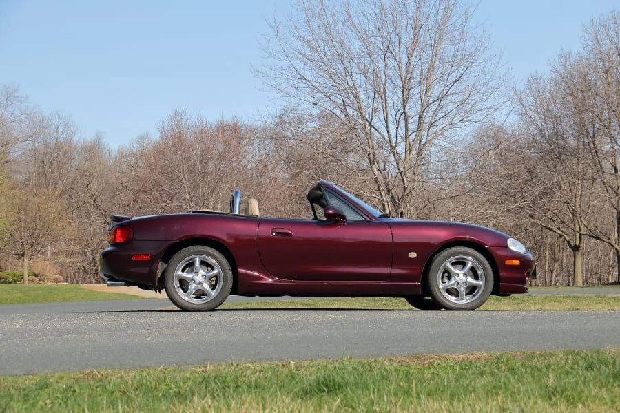 2000 Mazda NB MX-5 Miata - Image 2 of 31