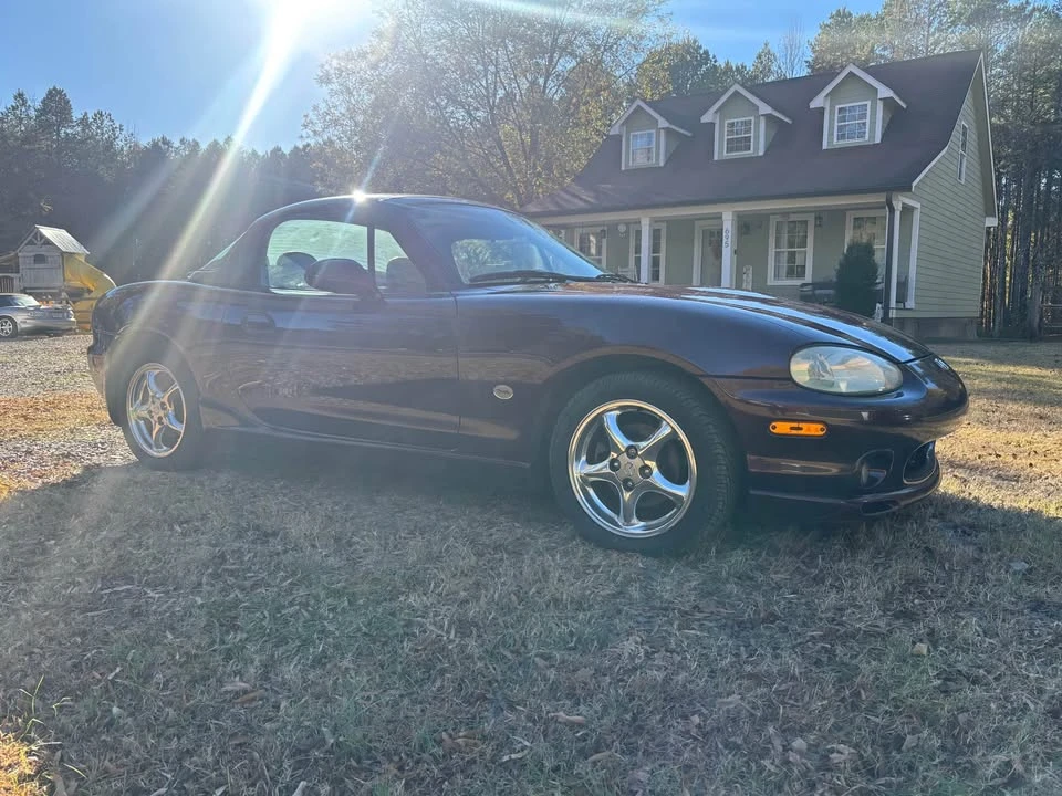 2000 Mazda NB MX-5 Miata - Image 9 of 10