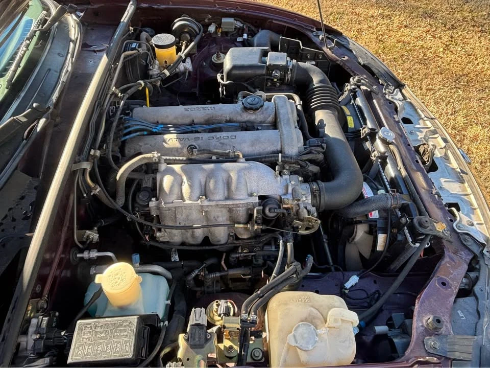 2000 Mazda NB MX-5 Miata - Image 8 of 10