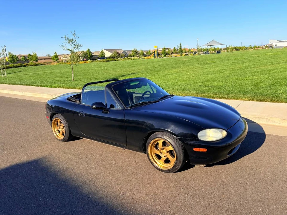 2000 Mazda NB MX-5 Miata - Image 6 of 6