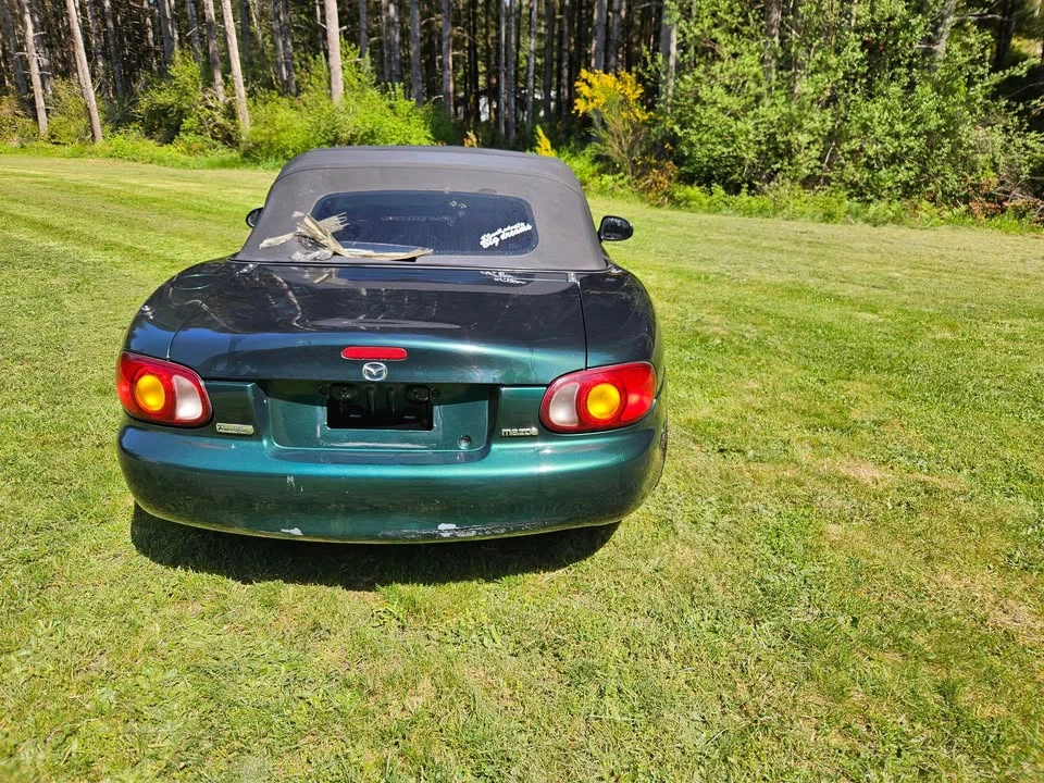 2000 Mazda NB MX-5 Miata - Image 5 of 8