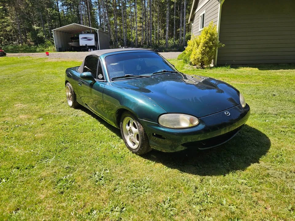 2000 Mazda NB MX-5 Miata - Image 2 of 8