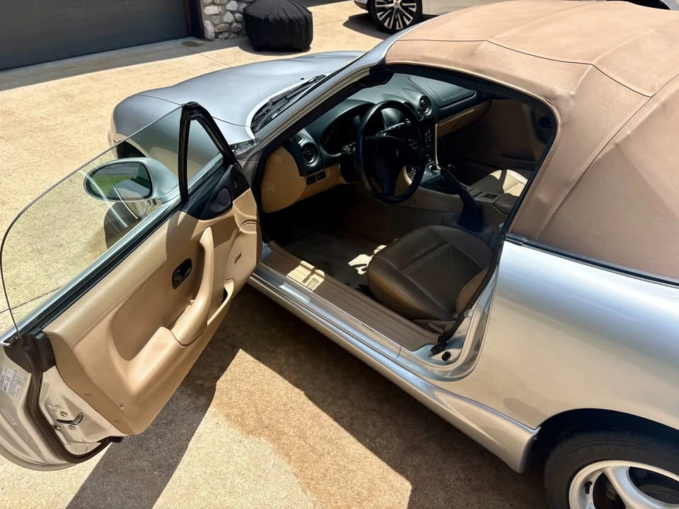 2000 Mazda NB MX-5 Miata - Image 7 of 19