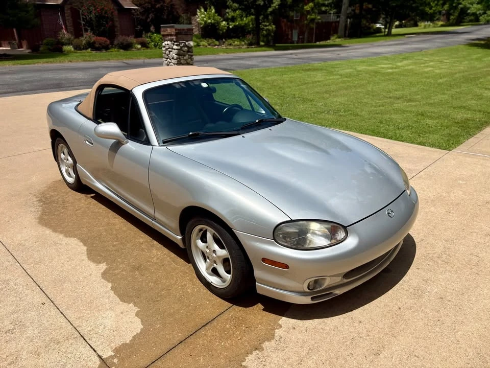 2000 Mazda NB MX-5 Miata - Image 14 of 19