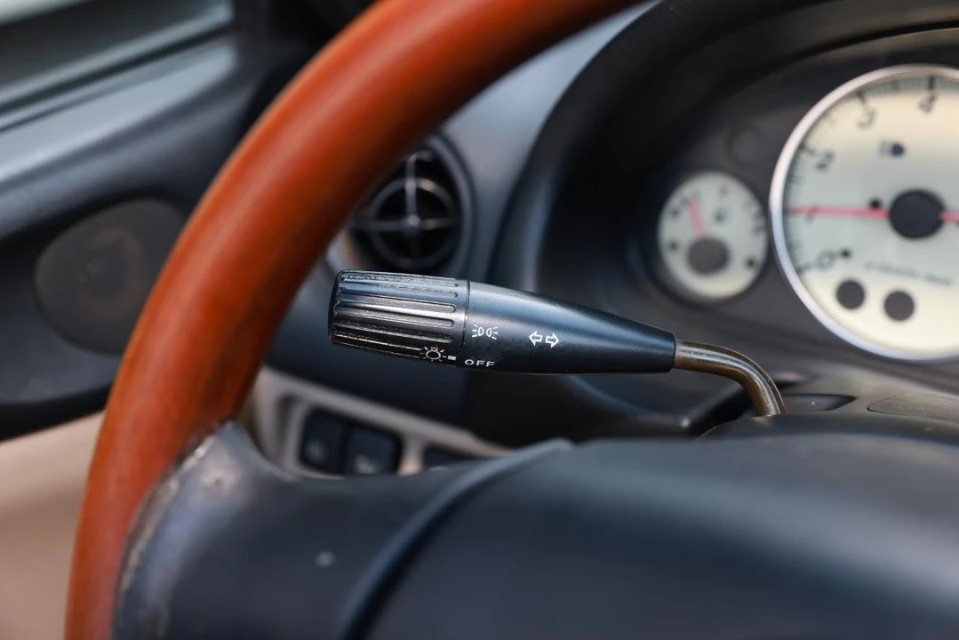 2000 Mazda NB MX-5 Miata - Image 20 of 31