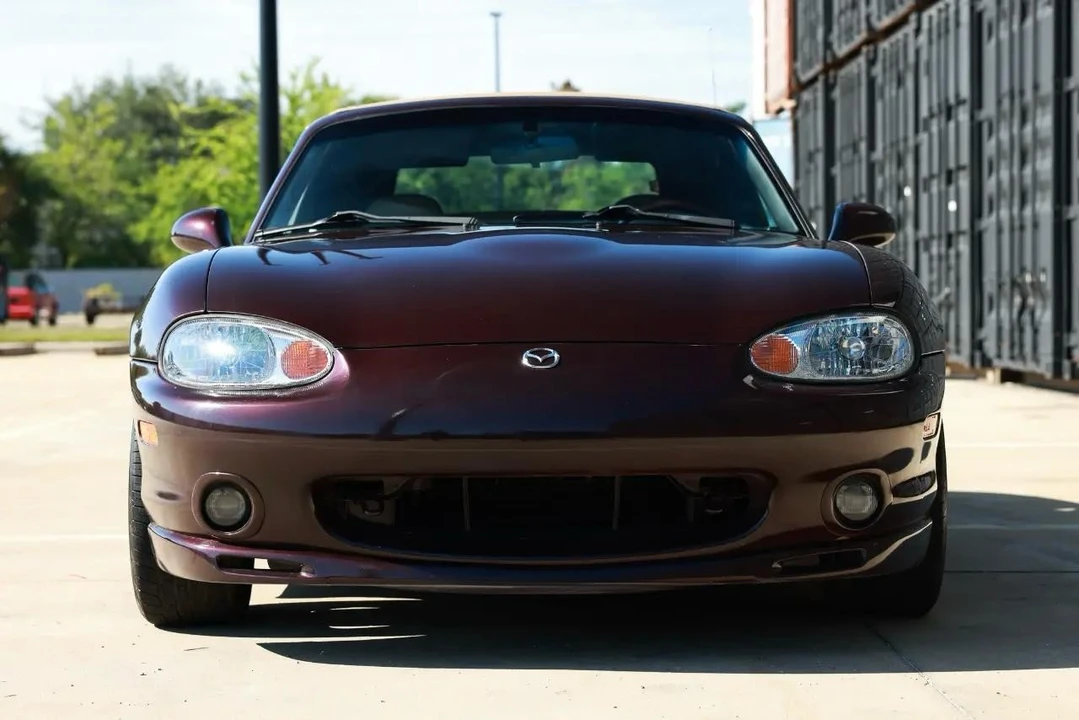 2000 Mazda NB MX-5 Miata - Image 17 of 31