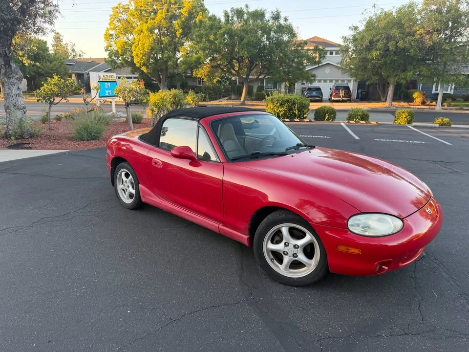 2000 Mazda NB MX-5 Miata - Image 12 of 15