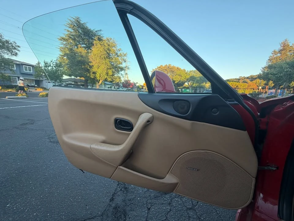 2000 Mazda NB MX-5 Miata - Image 9 of 15