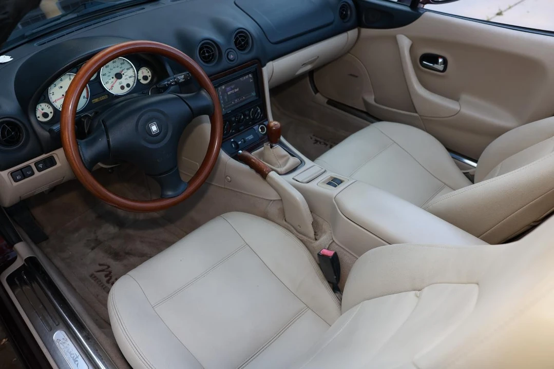 2000 Mazda NB MX-5 Miata - Image 4 of 31