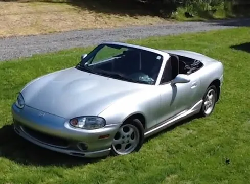 2000 Mazda MX-5 Miata