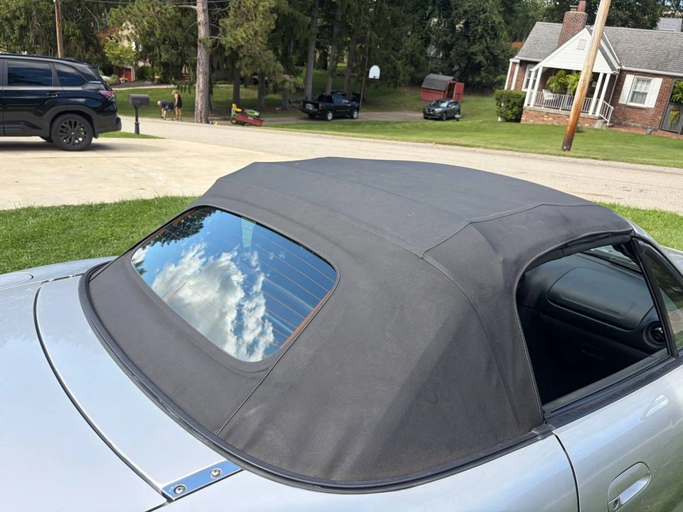 2000 Mazda NB MX-5 Miata - Image 9 of 24