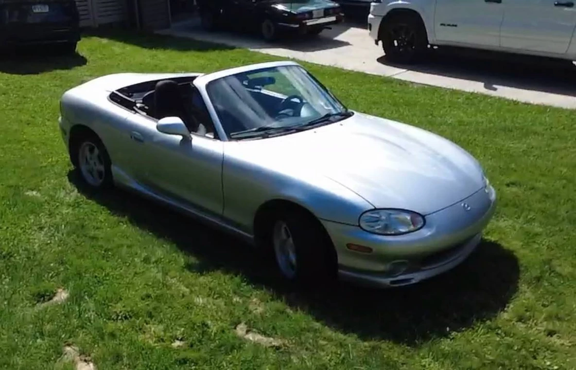 2000 Mazda NB MX-5 Miata - Image 3 of 24