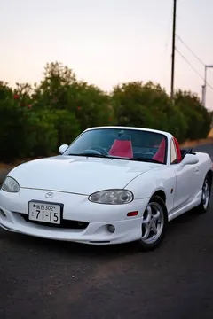 2000 Mazda Roadster