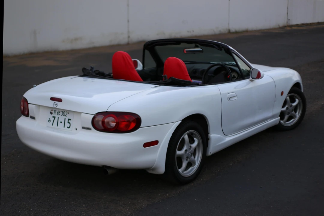 2000 Mazda NB MX-5 Miata - Image 4 of 5