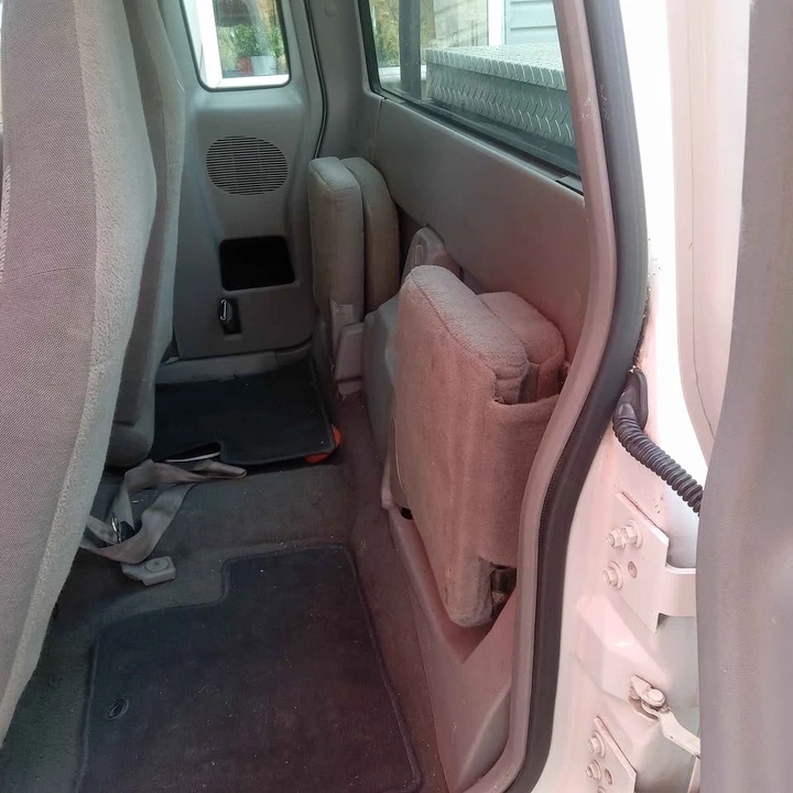 2000 Mazda B Series 5th Gen - Image 4 of 12